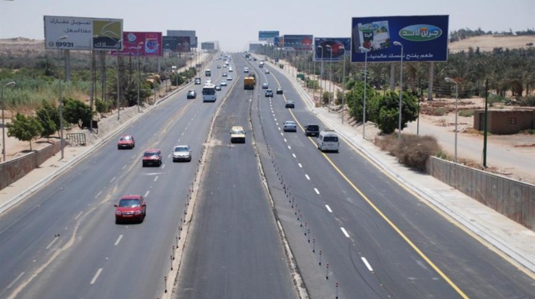 غلق طريق امتداد محور 26 يوليو أمام جامعة مصر 