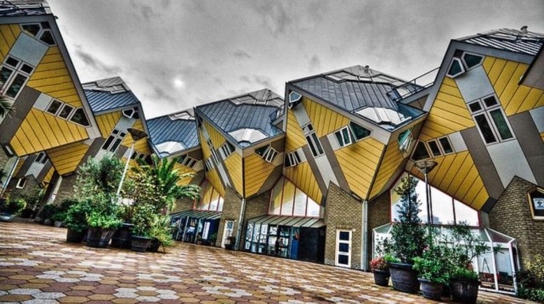 هولندا ترسل كتيبًا إرشاديًا لمواطنيها