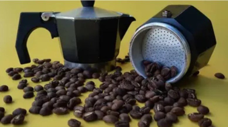 ماكينة قهوة