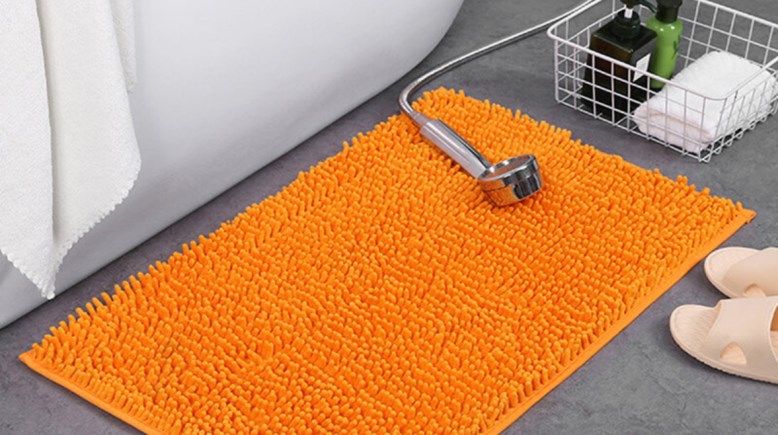 غسل سجادة الحمام