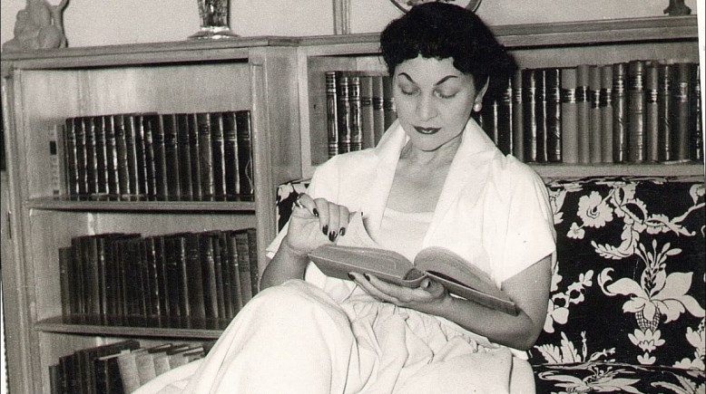 الرائدة درية شفيق