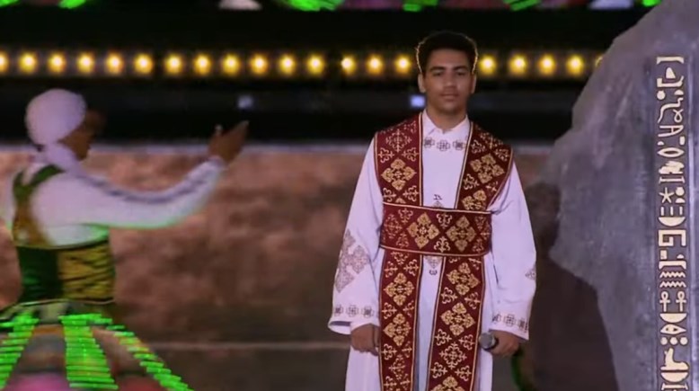 الشماس المؤدي للحن القبطي الشماس المؤدي للحن القبطي