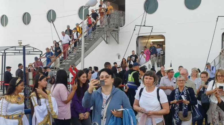 ميناء بورسعيد يستقبل السفينة العملاقة «MSC Armonia» في زيارة متجددة تعزز حركة السياحة بالمحافظة