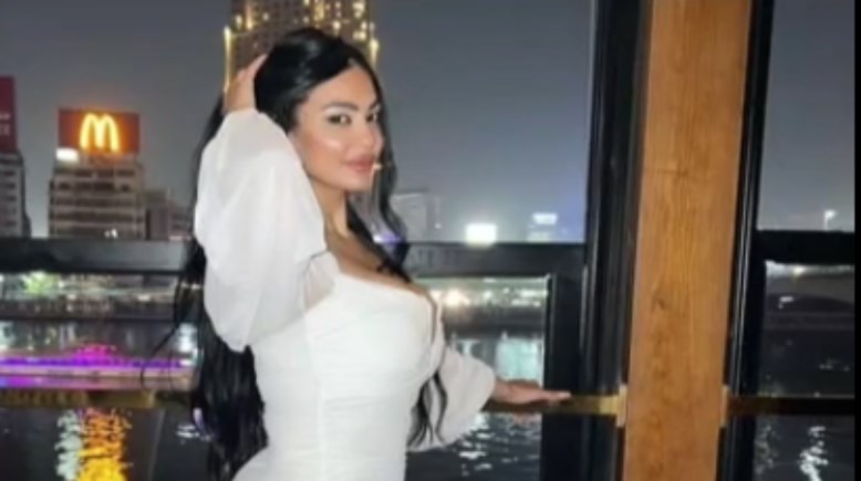 البلوجر نرمين طارق