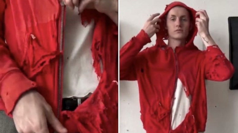 سترة بالنسياجا الممزقة