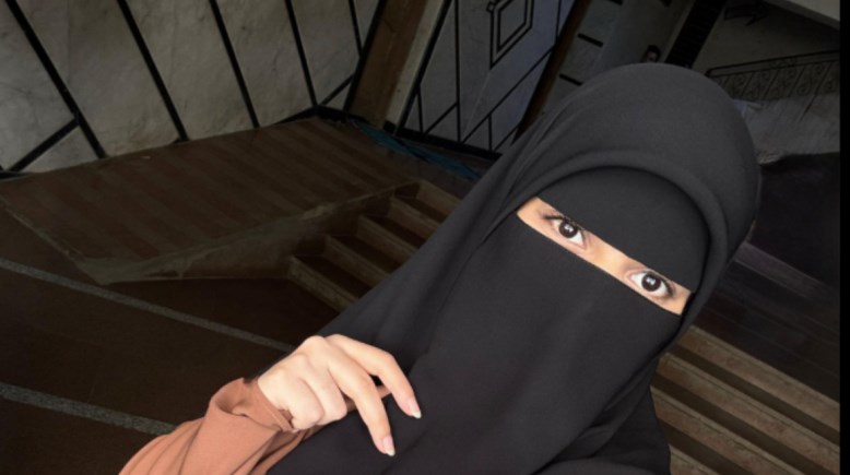 البلوجر أمنية حجازي