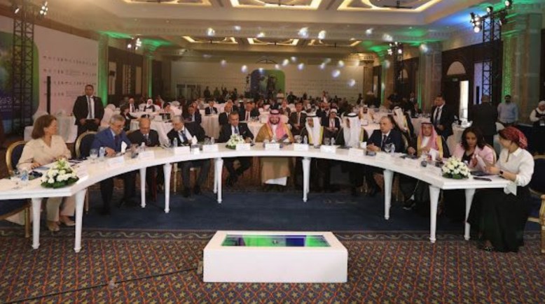 فعاليات النسخة الرابعة من المنتدى العربي للأرض والمناخ