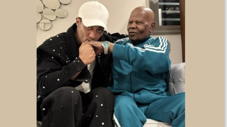 وفاة والد محمد رمضان