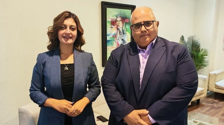  محمد عبدالكريم زهران ومونيكا مجدي