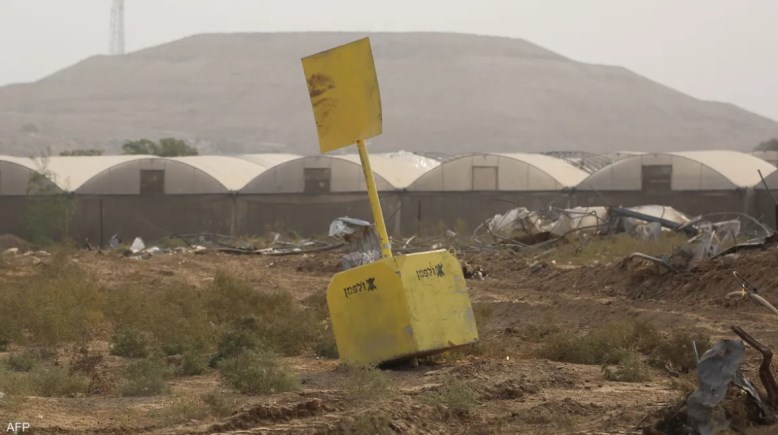 إسرائيل رسمت خطا بحواجز صفراء على الأرض في غزة