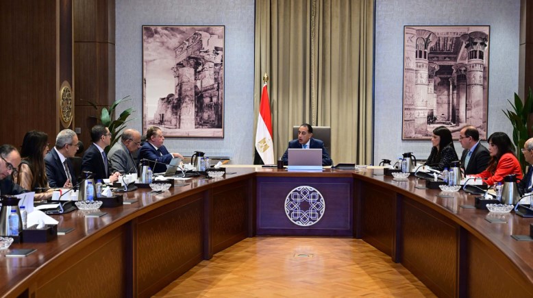 اجتماع رئيس الوزراء لمتابعة الموقف التنفيذي لمشروعات الطاقة الجديدة والمتجددة