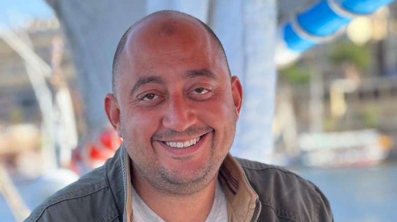 نقيب المرشدين السياحيين بالأقصر، مصطفى رفاعي