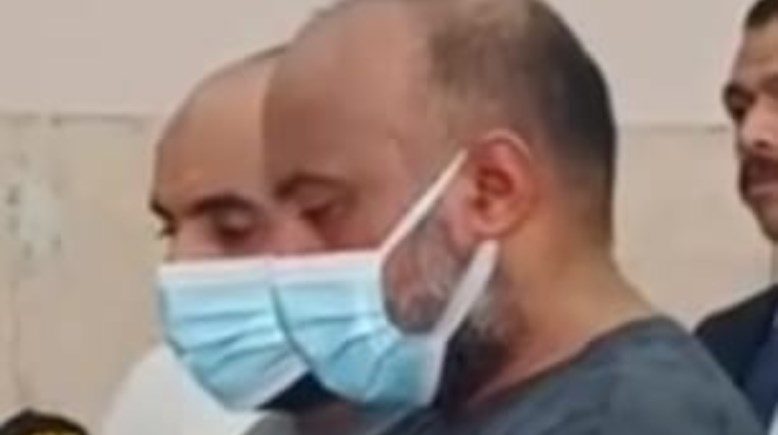 المتهمان بالتعدي على مسن السويس