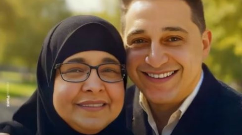 رضا البحراوي ووالدته