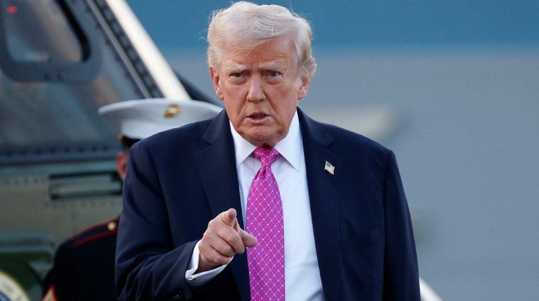 الرئيس الأمريكي دونالد ترامب