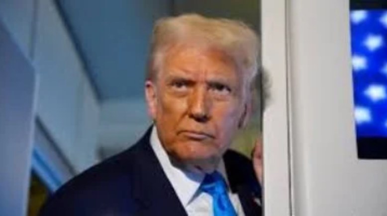 الرئيس الأمريكي دونالد ترامب