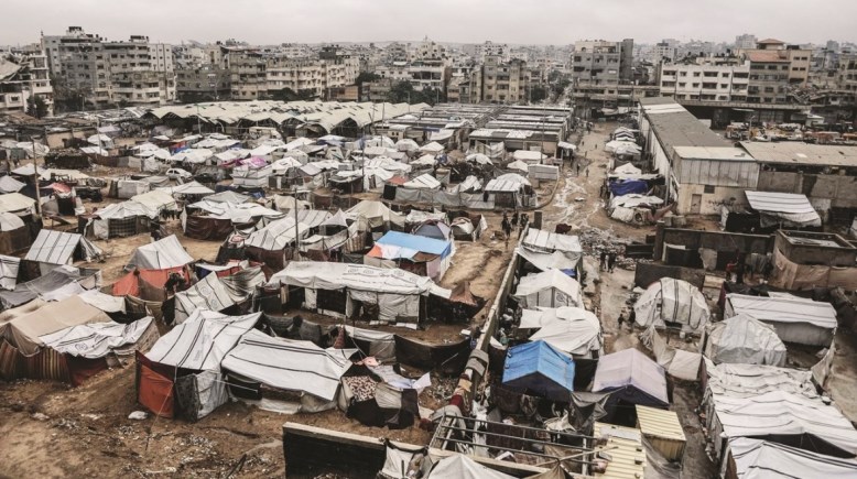 مخيمات النازحين في غزة