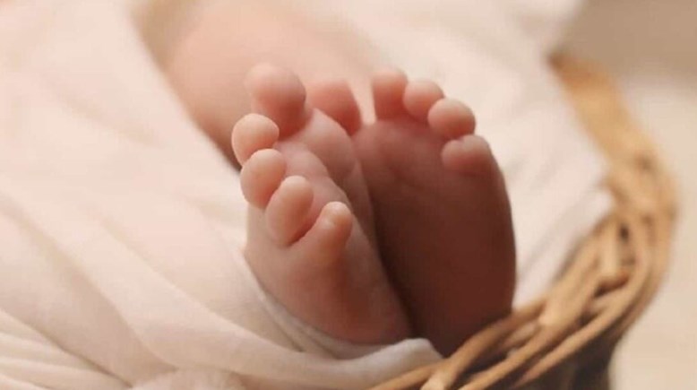 رضيع- تعبيرية