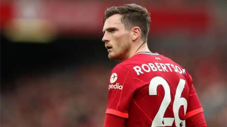 أندي روبرتسون لاعب ليفربول 