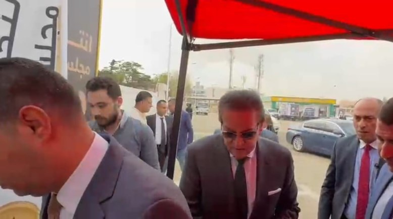 الدكتور خالد عبد الغفار