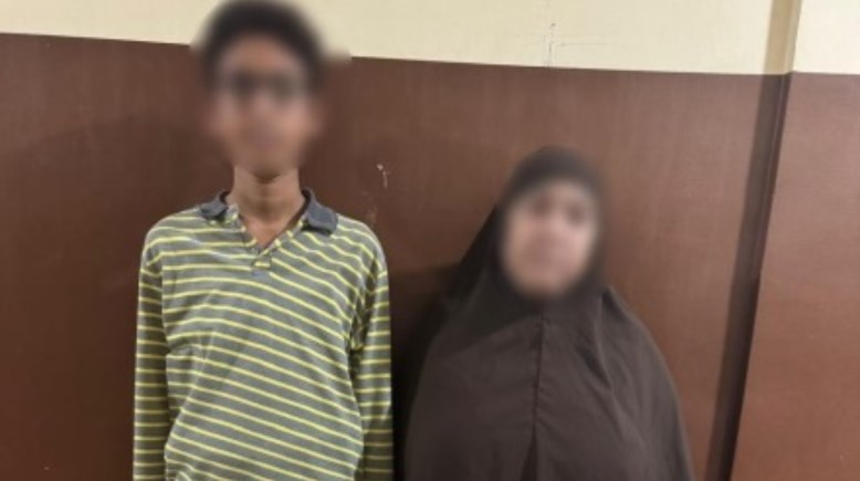 الأم وابنها