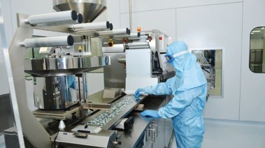 الشركة القابضة للأدوية