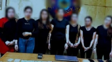 القبض على 6 سيدات  القبض على 6 سيدات