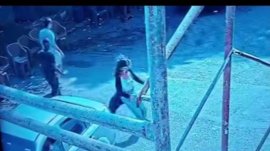 جانب من فيديو تحرش خليجيين بفتاه في النايل سيتي