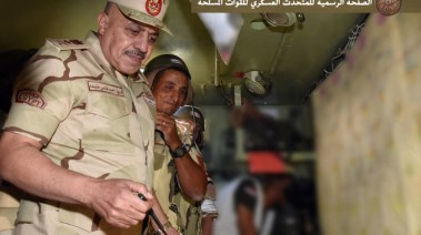  القائد العام للقوات المسلحة 