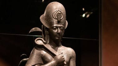 تمثال الملك رمسيس الثاني في متحف تورينو بإيطاليا