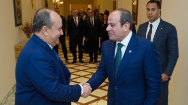 الرئيس السيسي، يستقبل الوزير الأول الجزائري