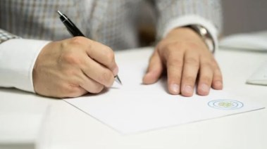 استخراج التوكيلات الرسمية للمصريين بالخارج -تعبيرية