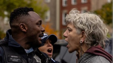 احتجاجات ضد مداهمات الشرطة في شيكاغو