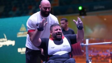 هاني عبدالهادي بطل رفع الأثقال