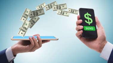 طرق تحويل الأموال إلى مصر 2025