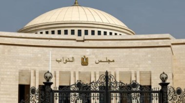 من له الحق الكامل في مد البرلمان أو إلغاء الانتخابات 