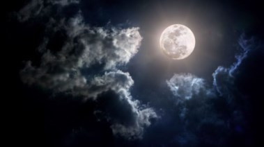 ظاهرة القمر العملاق