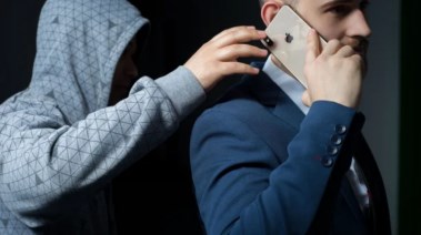 سرقة هواتف الآيفون في لندن- تعبيرية