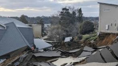 زلزال بقوة 6.7 درجة ريختر يضرب سواحل اليابان وسط تحذيرات من تسونامي