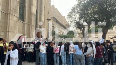  أزمة منع طلاب تجارة إنجليزي من دخول الأمتحان