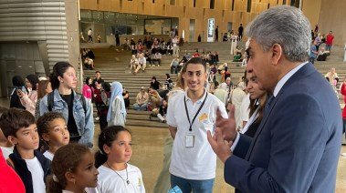 وزير السياحة والآثار يقوم بجولة بالمتحف المصري الكبير لمتابعة حركة الزائرين