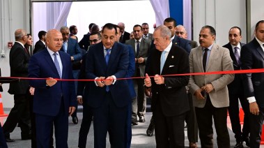 رئيس الوزراء خلال الافتتاح 