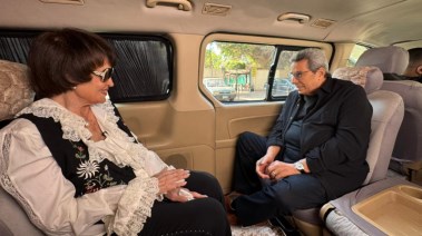 سميرة أحمد مع الإعلامي محمود سعد في برنامج باب الخلق