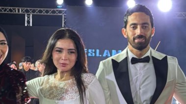 مي عز الدين وزوجها أحمد تيمور