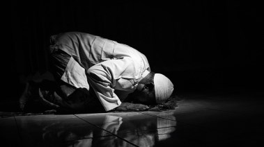 مواقيت الصلاة في مصر اليوم الجمعة 14 نوفمبر 2025