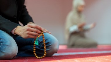 مواقيت الصلاة اليوم الإثنين 17 نوفمبر 2025 في مصر