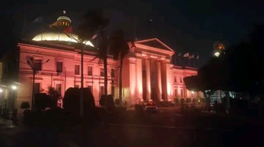 جامعة القاهرة تضيء مبانيها احتفاءً بالافتتاح التاريخي