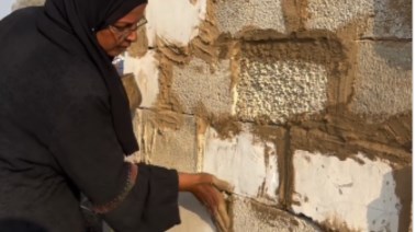 السيدة فاتن الشاعر من قطاع غزة