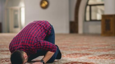  مواقيت الصلاة غدًا الاثنين 3 نوفمبر 2025