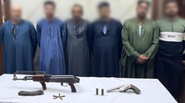 التشكيل العصابي المتهم بالنصب على المواطنين بالزئبق الأحمر